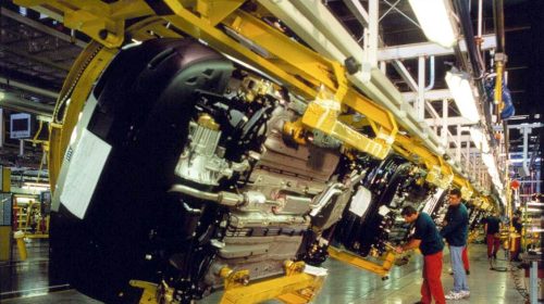 Calano le vendite di auto in Europa, crollo di Tesla – Industria e Analisi – Ansa.it