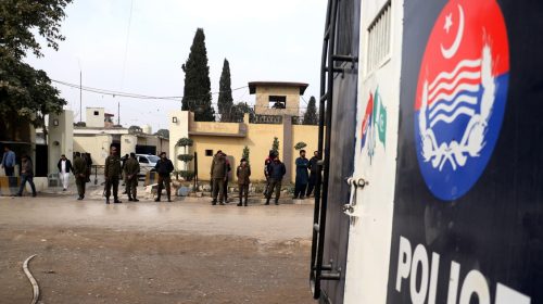Pakistan, 5 uomini condannati a morte per ‘blasfemia online’ – Asia – Ansa.it