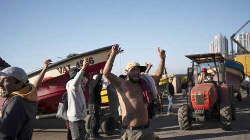 Pescatori bloccano il maggiore porto del Cile per protesta – America Latina – Ansa.it Pescatori bloccano il maggiore porto del Cile per protesta – America Latina – Ansa.it
