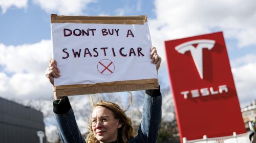 Tesla, vendite Ue in calo del 49% nei primi due mesi del 2025 – Ultima ora – Ansa.it