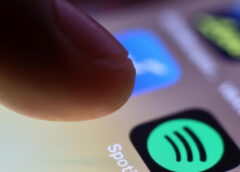 Accordo con le major, Spotify lavora a soluzioni musicali IA – Future Tech – Ansa.it Accordo con le major, Spotify lavora a soluzioni musicali IA – Future Tech – Ansa.it