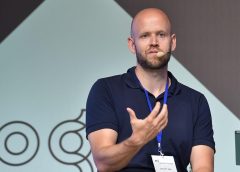 Dopo quasi 20 anni, fondatore Spotify lascia il ruolo di Ceo – Notizie – Ansa.it Dopo quasi 20 anni, fondatore Spotify lascia il ruolo di Ceo – Notizie – Ansa.it