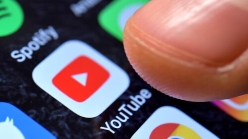 YouTube lancia uno strumento per rilevare i video deepfake – Future Tech – Ansa.it YouTube lancia uno strumento per rilevare i video deepfake – Future Tech – Ansa.it