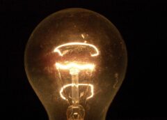 Edison potrebbe aver prodotto inconsapevolmente il grafene gi&agrave; nel 1879 – Notizie – Ansa.it