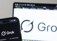 Grok, il chatbot di X, continua a generare immagini sessualmente esplicite – Web & Social – Ansa.it