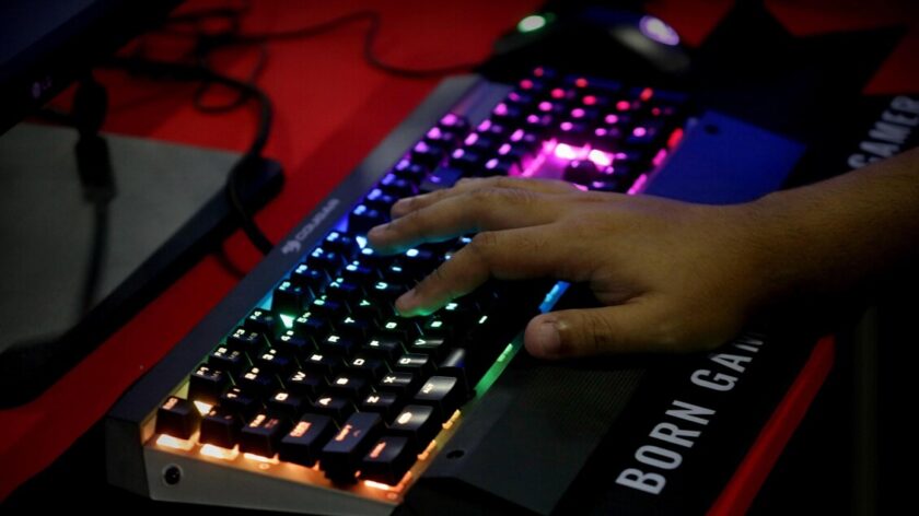 Il 93% degli italiani preoccupato dall’uso improprio dell’IA – Notizie – Ansa.it