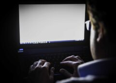 Traffico internet dei siti diminuir&agrave; del 43% con l’IA in tre anni – Notizie – Ansa.it