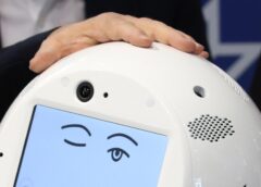 L'intelligenza artificiale rischia di falsare i sondaggi online