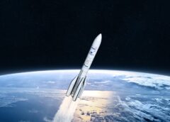 Il nuovo Ariane 6 pronto all’esordio, è il più potente razzo europeo