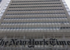 Il New York Times fa il pieno di abbonati digitali, 1,4 milioni in più nel 2025